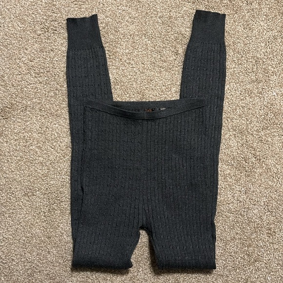 Dex Cable Knit Leggings - Picture 6 of 10